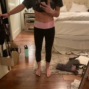 Lululemon Wunder Under Crop Pant size 4
